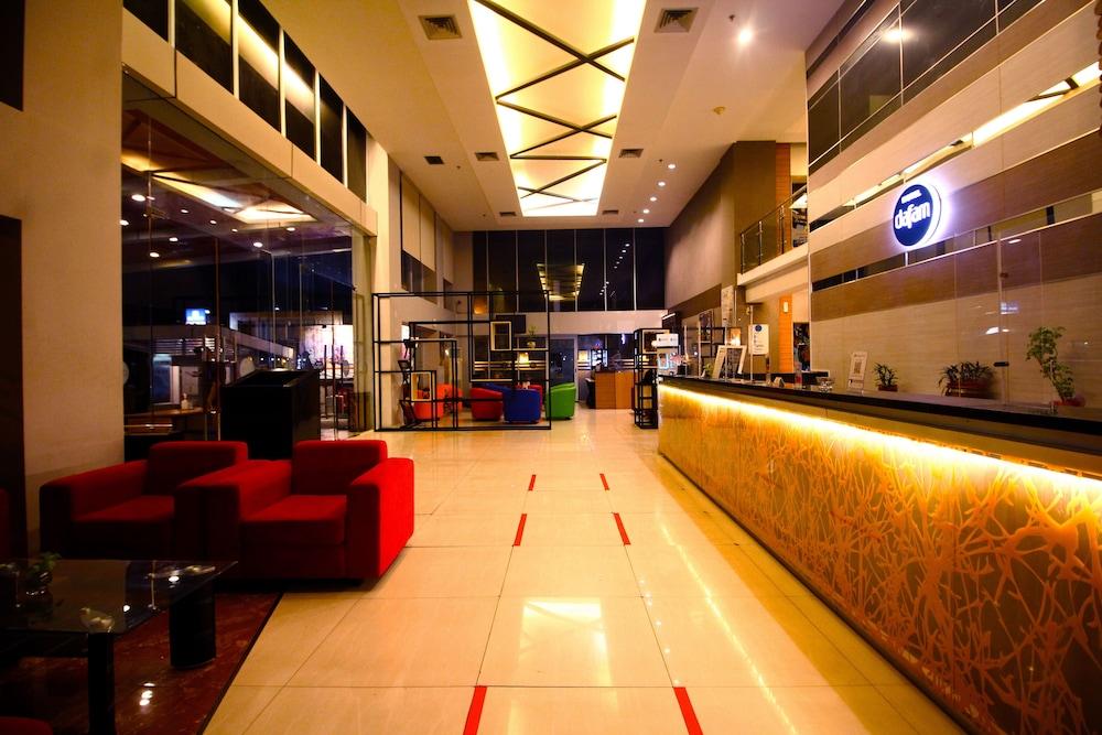 Hotel Dafam Pekanbaru Exterior foto